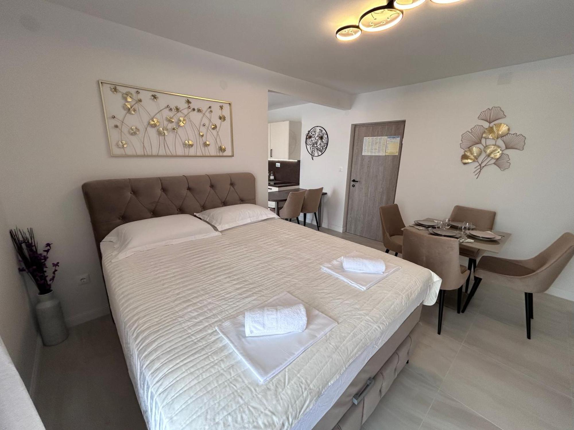 Apartmani Biokovo マカルスカ エクステリア 写真